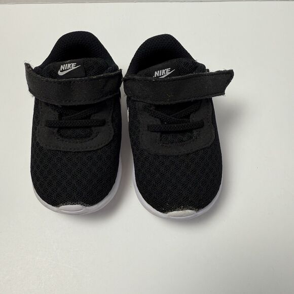 Nike Tanjun EasyOn TDV Toddler Shoes 4C Black White Lightweight Sneakers Baby - Picture 2 of 10